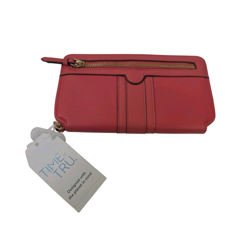 Time and Tru Women Coral Pink Zip‎ Around Wallet Faux Leather Gold Tone Hardware